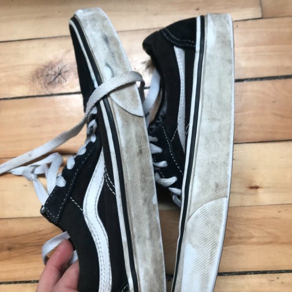 Black Lowtop sk8 Vans - Picture 3 of 3